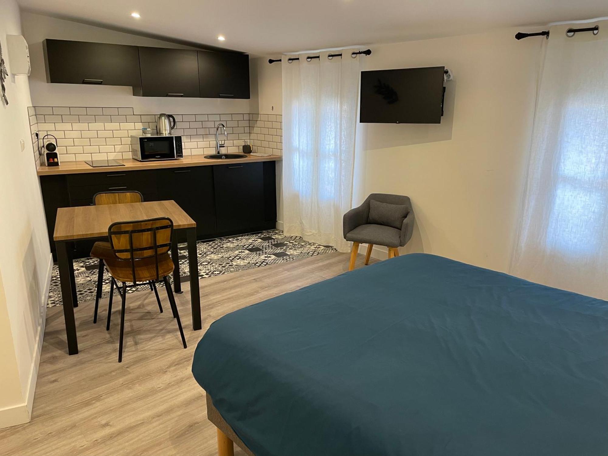 Moulin 1- Appartement Arenes Romaines - Beziers Centre - Wifi - Tv Connectee Szoba fotó
