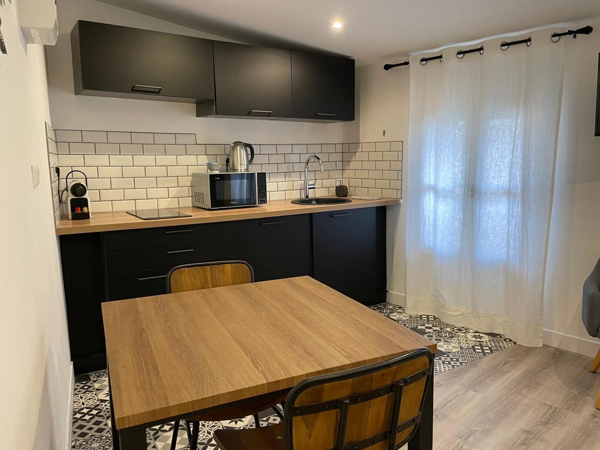 Moulin 1- Appartement Arenes Romaines - Beziers Centre - Wifi - Tv Connectee Szoba fotó