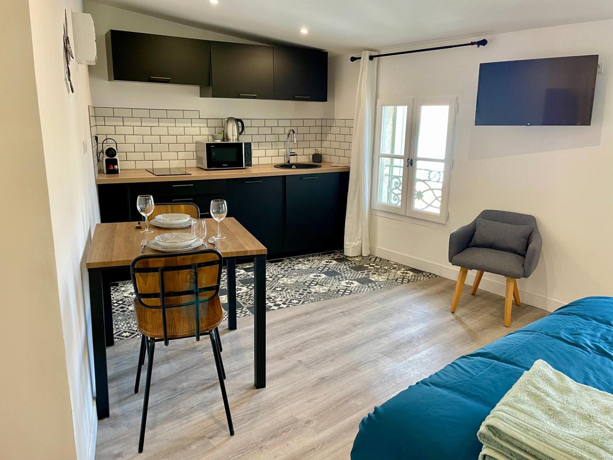 Moulin 1- Appartement Arenes Romaines - Beziers Centre - Wifi - Tv Connectee Szoba fotó